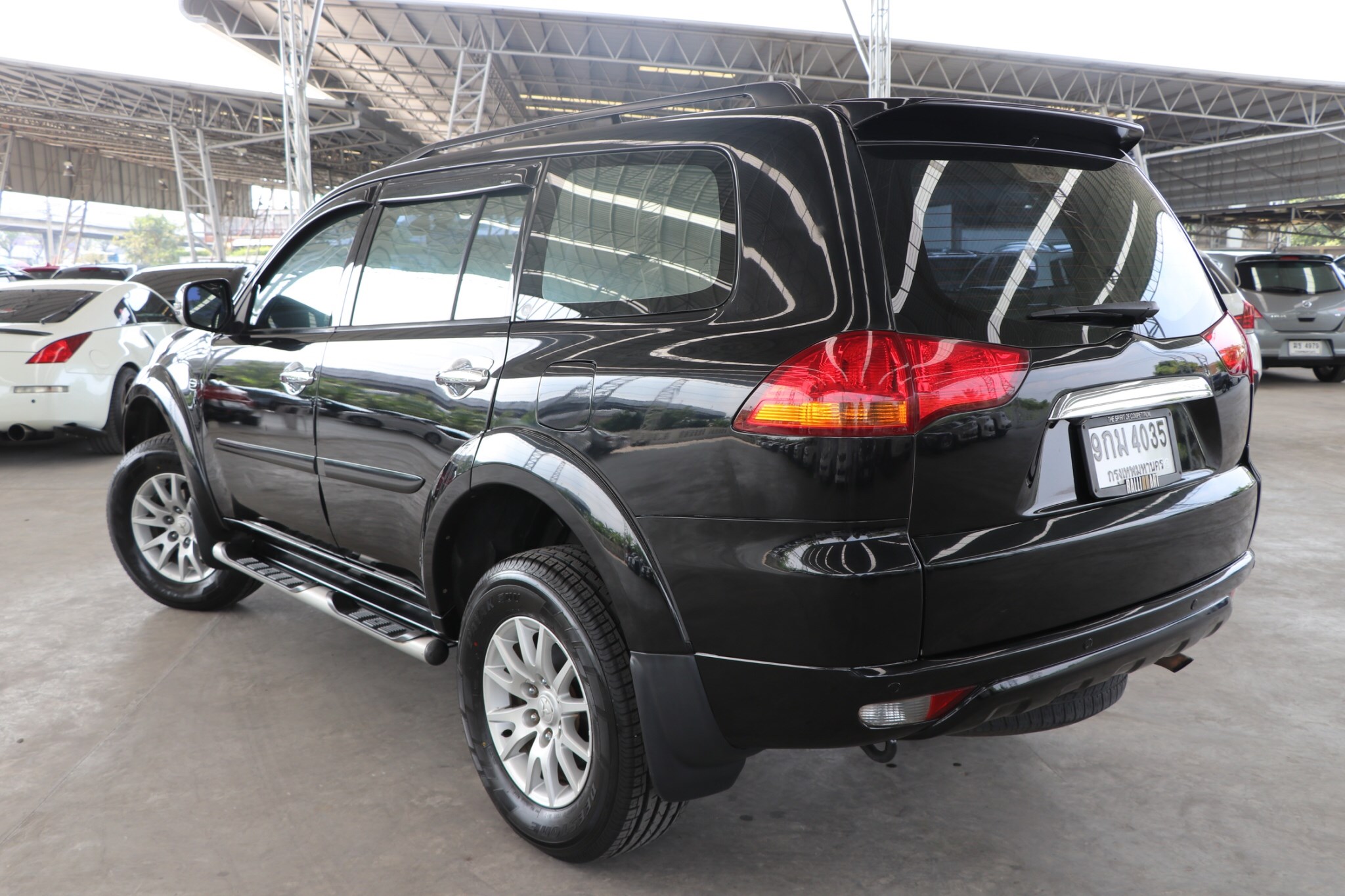 Mitsubishi Pajero Sport ปี 2014 สีดำ