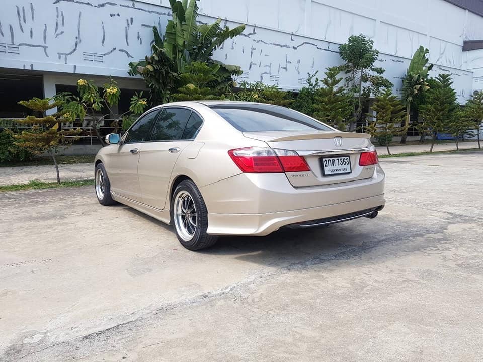 Honda Accord Gen 9 ปี 2013 สีทอง (รูปที่ 2)