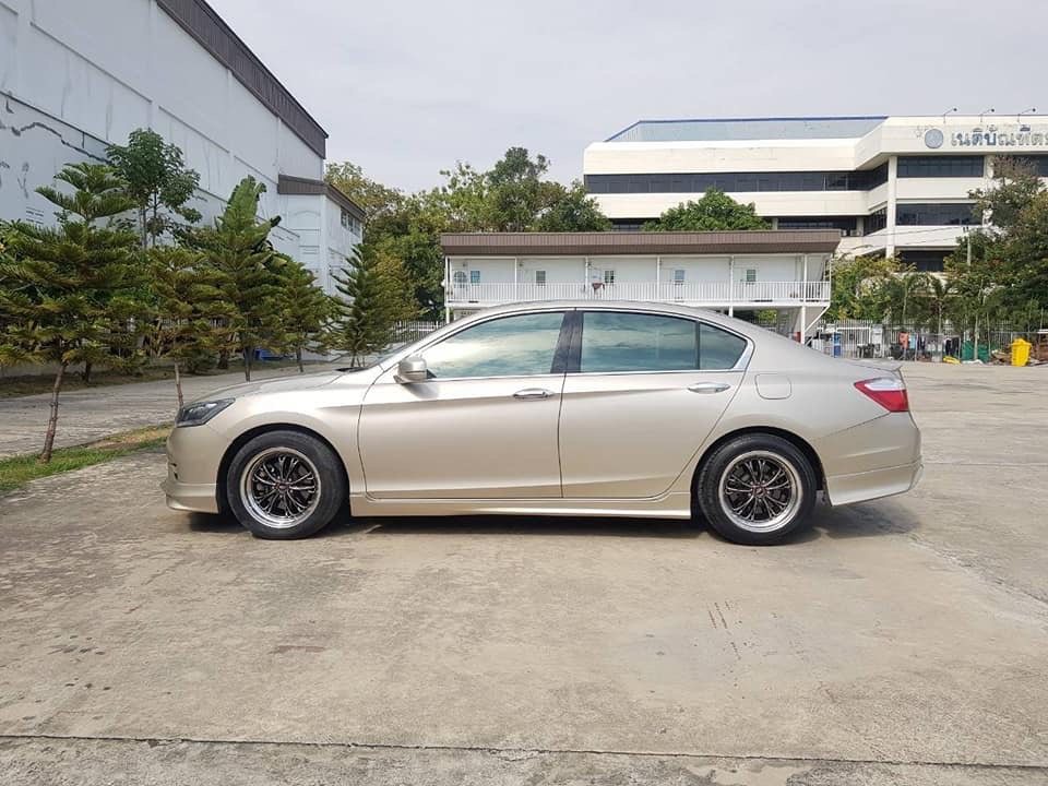 Honda Accord Gen 9 ปี 2013 สีทอง (รูปที่ 3)