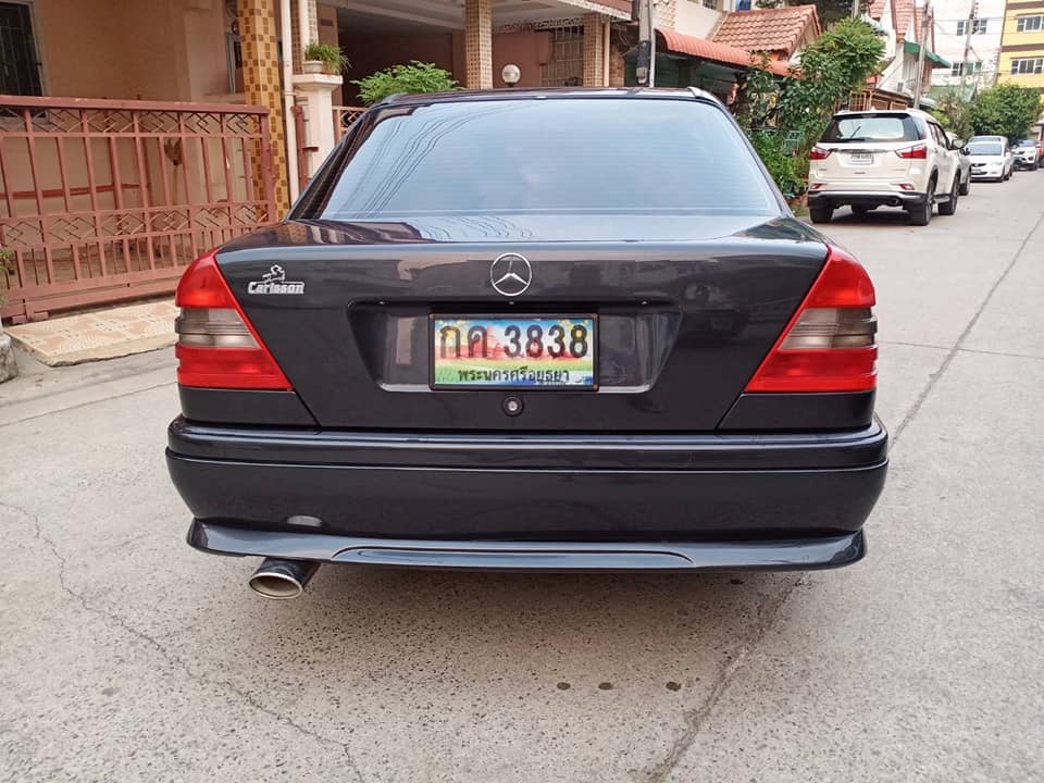 Mercedes-Benz C-Class W202 C200 ปี 1996 สีเขียว (รูปที่ 8)