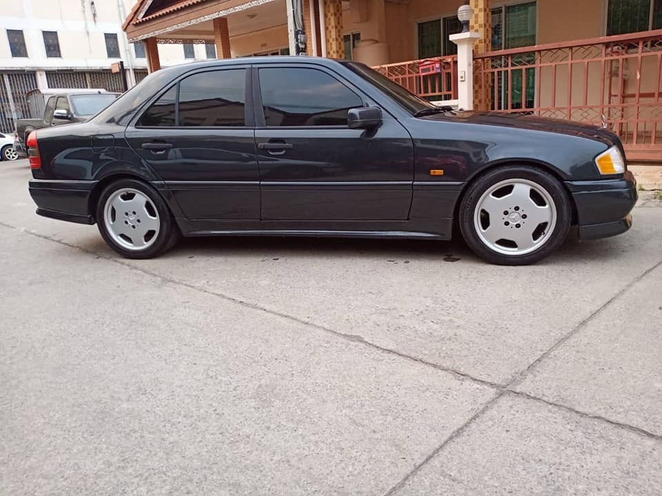 Mercedes-Benz C-Class W202 C200 ปี 1996 สีเขียว (รูปที่ 4)