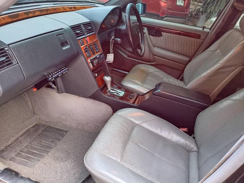 Mercedes-Benz C-Class W202 C200 ปี 1996 สีเขียว (รูปที่ 11)