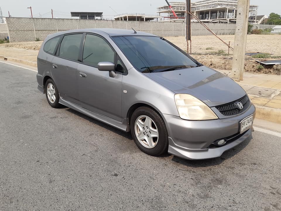 Honda Stream 2.0 สีเทา