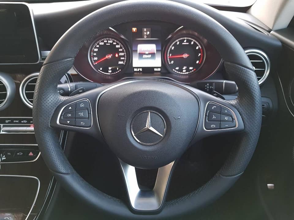 Mercedes-Benz C-Class C205 C250 ปี 2018 สีเงิน (รูปที่ 10)