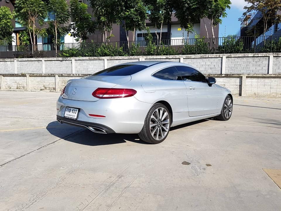 Mercedes-Benz C-Class C205 C250 ปี 2018 สีเงิน (รูปที่ 4)