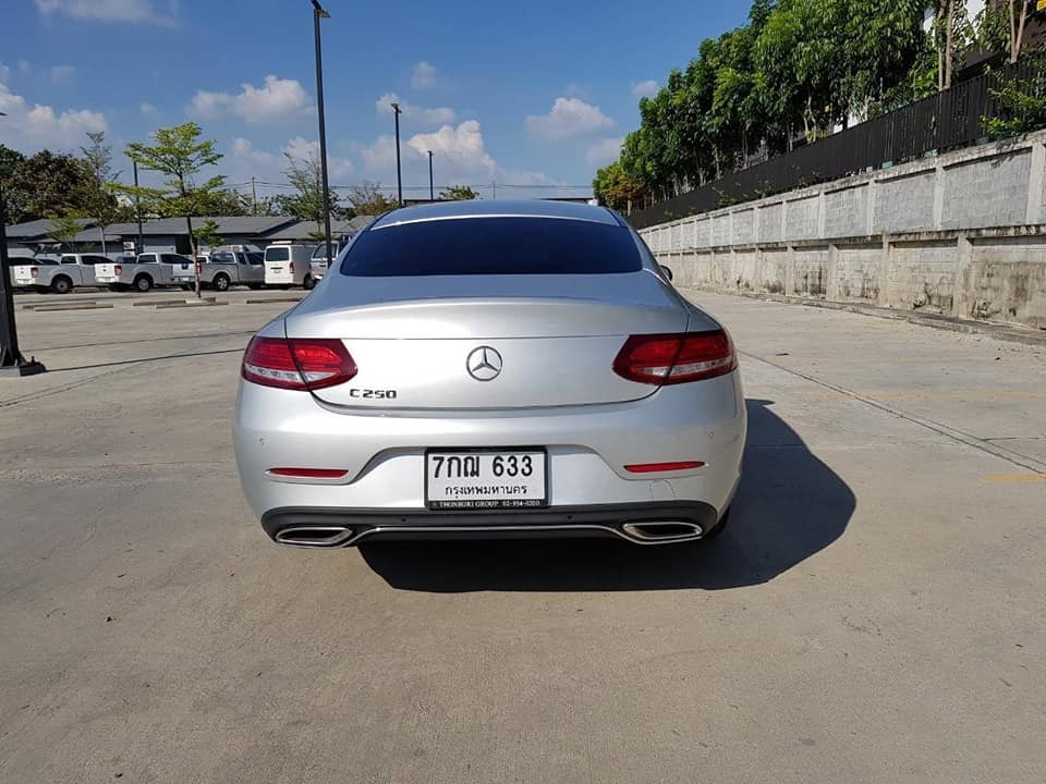 Mercedes-Benz C-Class C205 C250 ปี 2018 สีเงิน (รูปที่ 2)