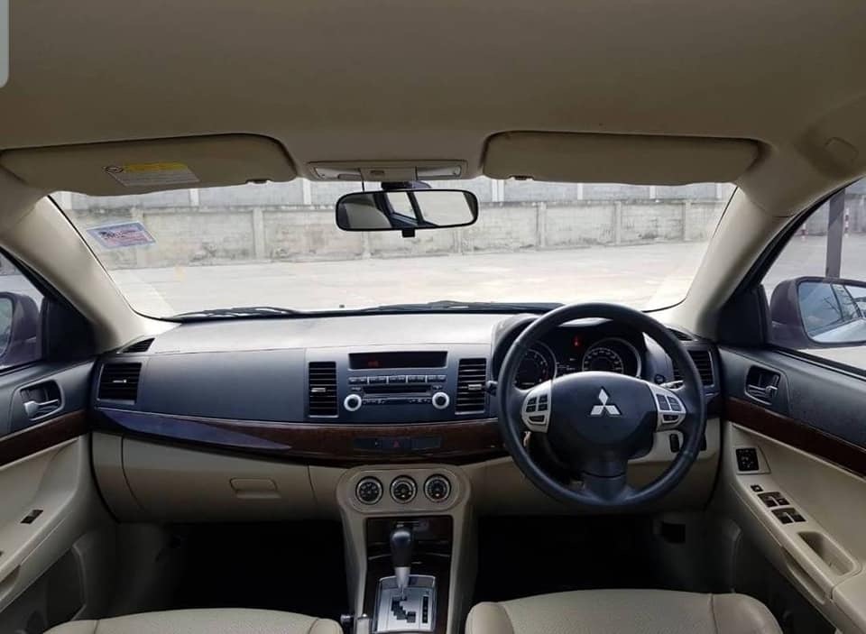 Mitsubishi Lancer EX ปี 2011 สีขาว (รูปที่ 8)