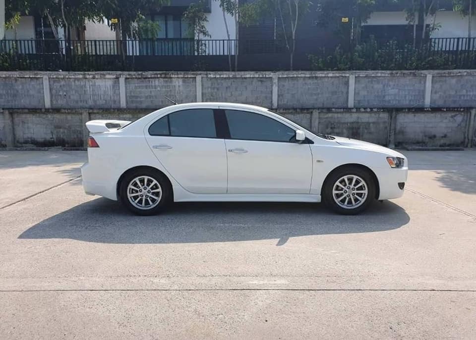 Mitsubishi Lancer EX ปี 2011 สีขาว (รูปที่ 3)