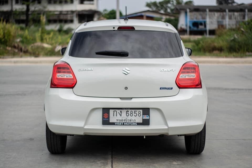 Suzuki Swift ปี 2018 สีขาว (รูปที่ 6)