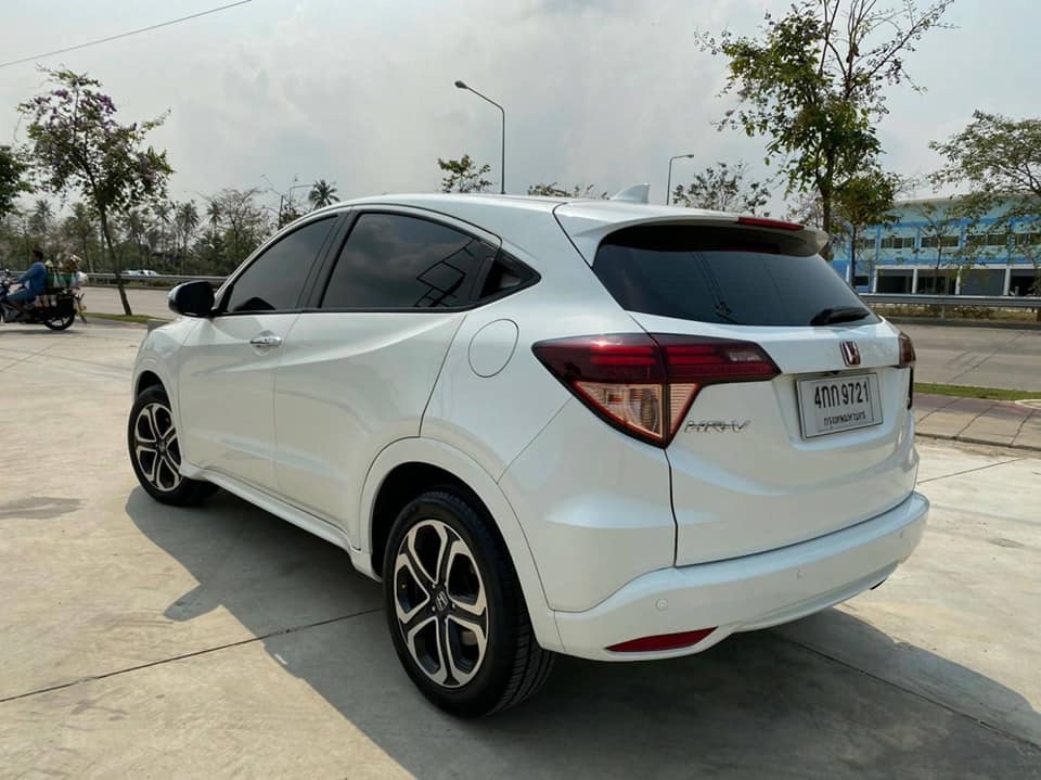 Honda HR-V ปี 2015 สีขาว (รูปที่ 3)