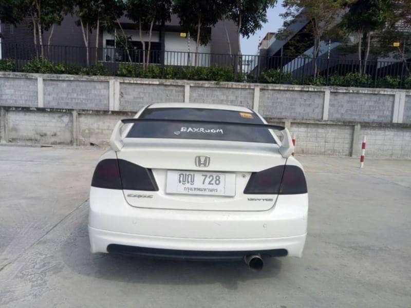 Honda Civic FD ปี 2011 สีขาว (รูปที่ 4)