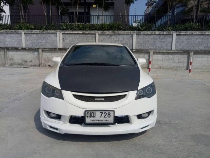 Honda Civic FD ปี 2011 สีขาว (รูปที่ 2)