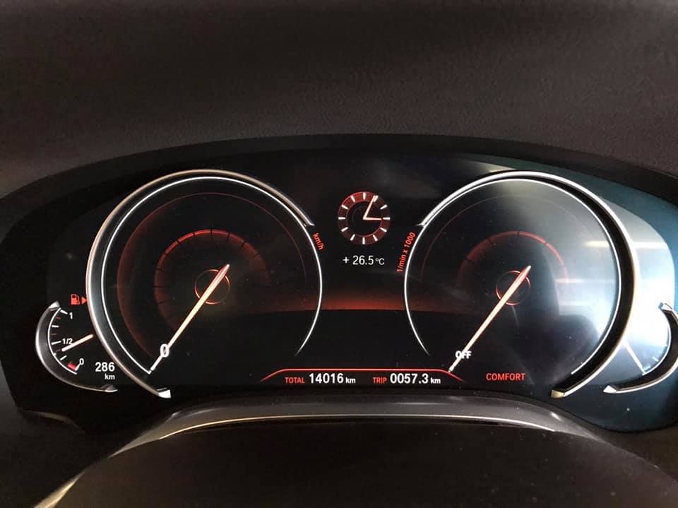 BMW 7 Series Gen6 G12 740Li ปี 2016 สีขาว (รูปที่ 6)