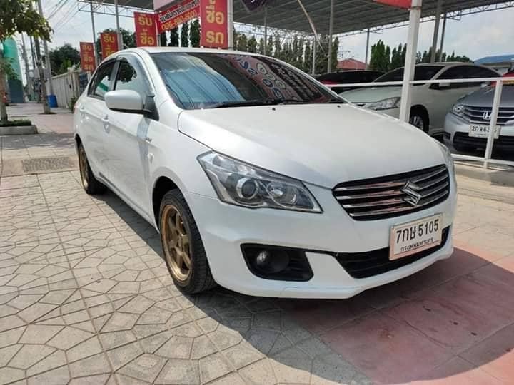 Suzuki Ciaz ปี 2017 สีขาว