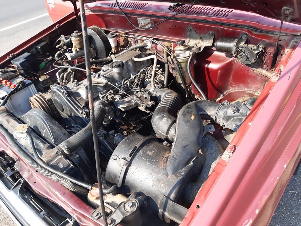 Toyota Hilux Hero ปี 1970 สีแดง (รูปที่ 8)