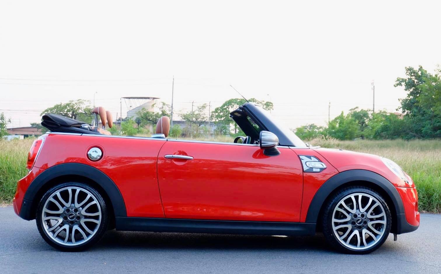 Mini Hatch (Cooper) Gen3 F57 (Convertible) ปี 2019 สีแดง (รูปที่ 2)