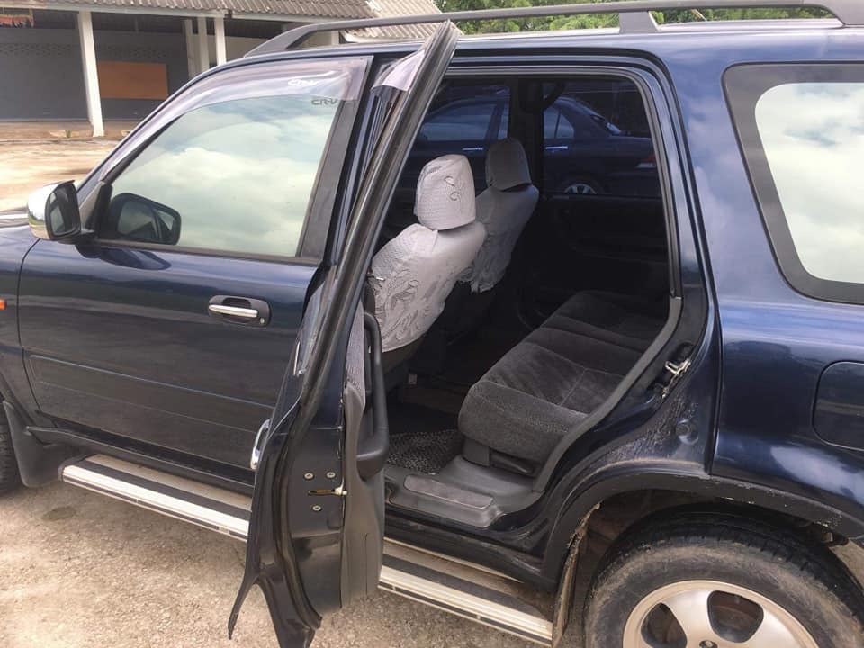 Honda CR-V ปี 2001 สีน้ำเงิน (รูปที่ 9)