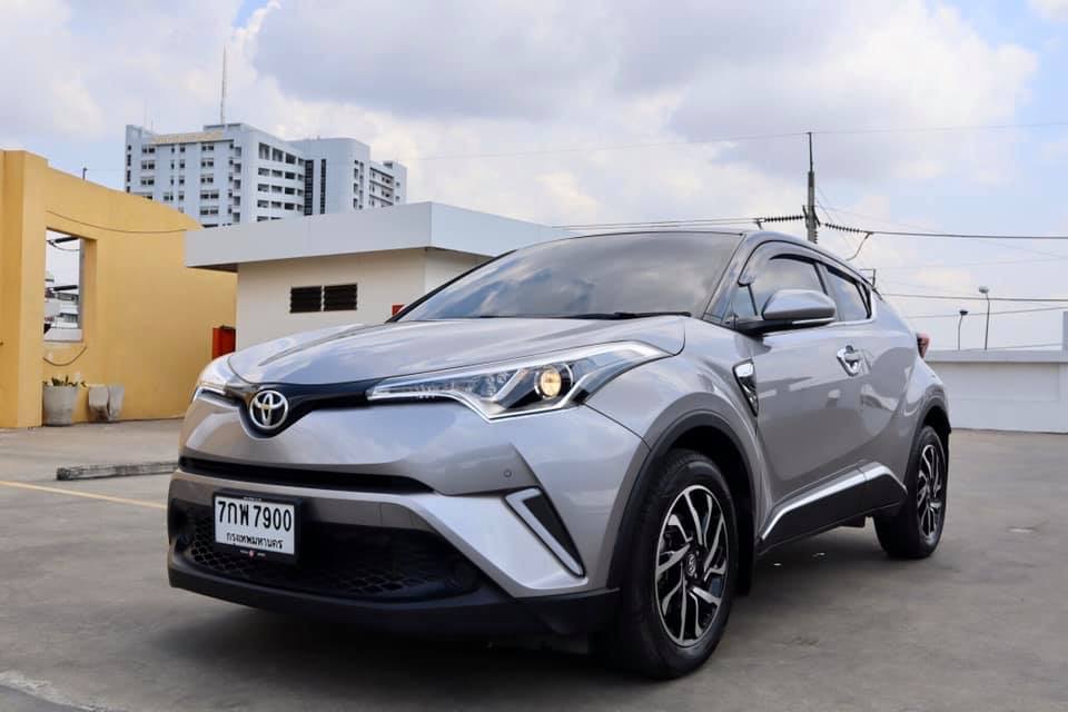 Toyota C-HR ปี 2018 สีเงิน
