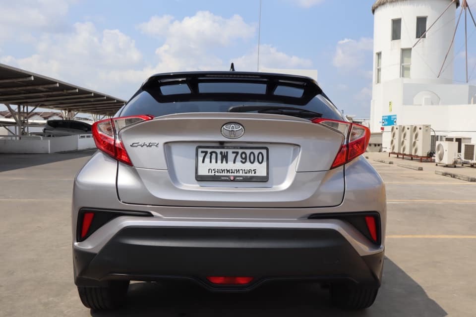 Toyota C-HR ปี 2018 สีเงิน (รูปที่ 3)