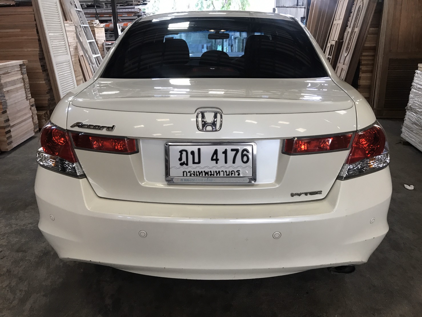 Honda Accord Gen 8 ปี 2010 สีขาว (รูปที่ 7)