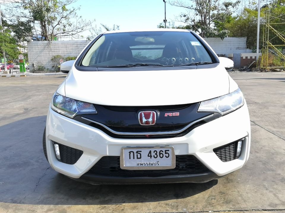 Honda Jazz GK ปี 2014 สีขาว