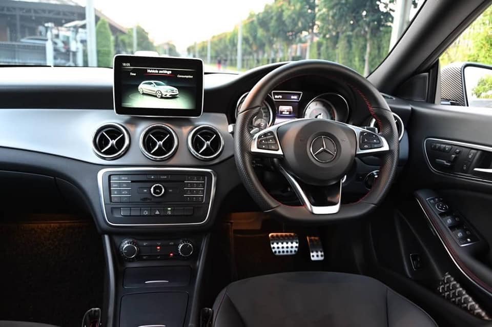 Mercedes-Benz CLA-Class C117 CLA250 ปี 2013 สีเทา (รูปที่ 16)