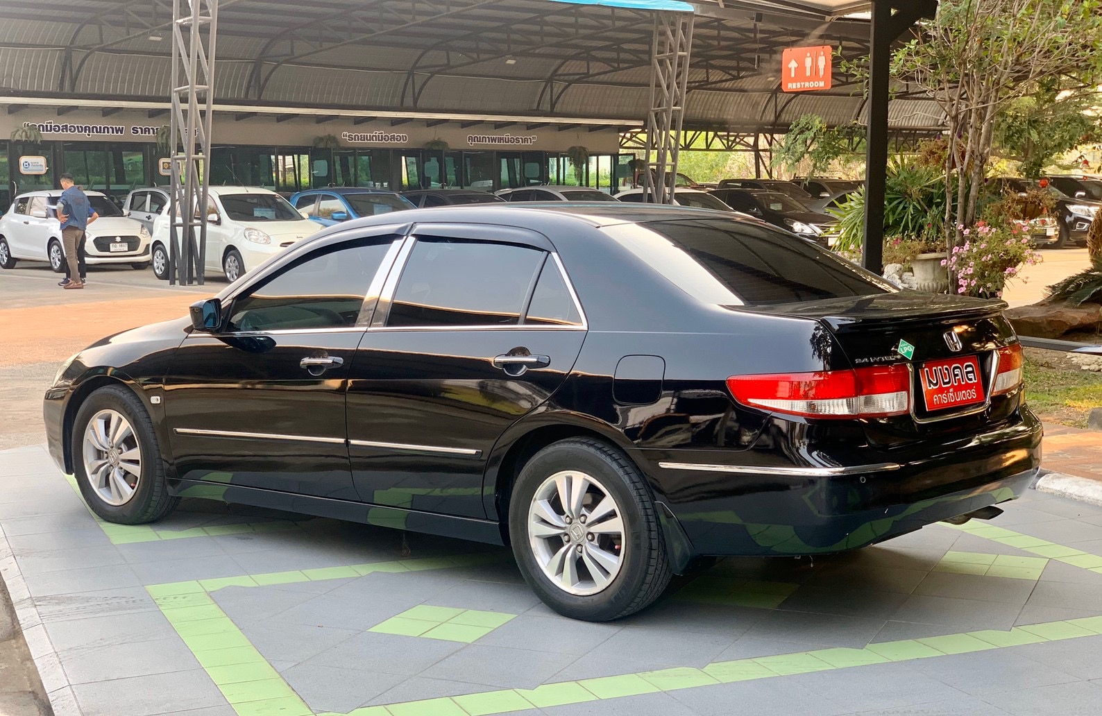 Honda Accord Gen 7 (ปลาวาฬ) ปี 2004 สีดำ (รูปที่ 5)