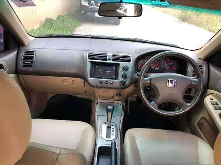 Honda Civic ES (Dimension) โฉม ตาเหยี่ยว ปี 2005 สีเงิน (รูปที่ 13)
