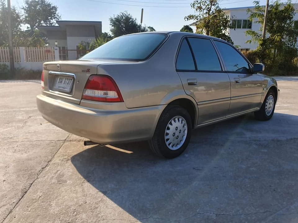 Honda City Type-Z ปี 2002 สีทอง (รูปที่ 5)