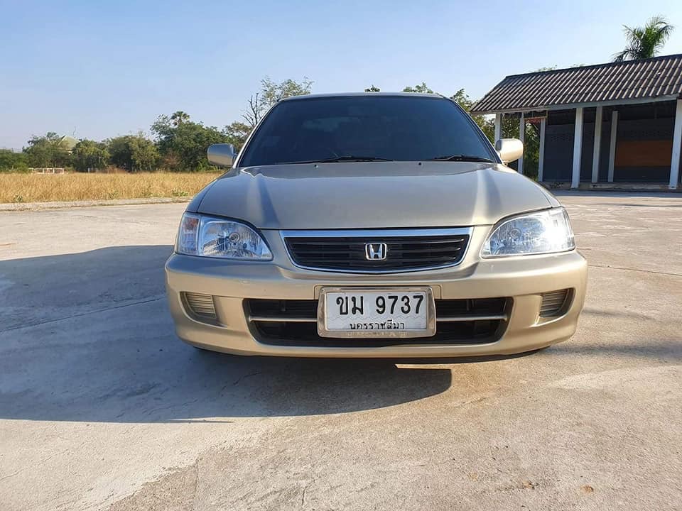 Honda City Type-Z ปี 2002 สีทอง