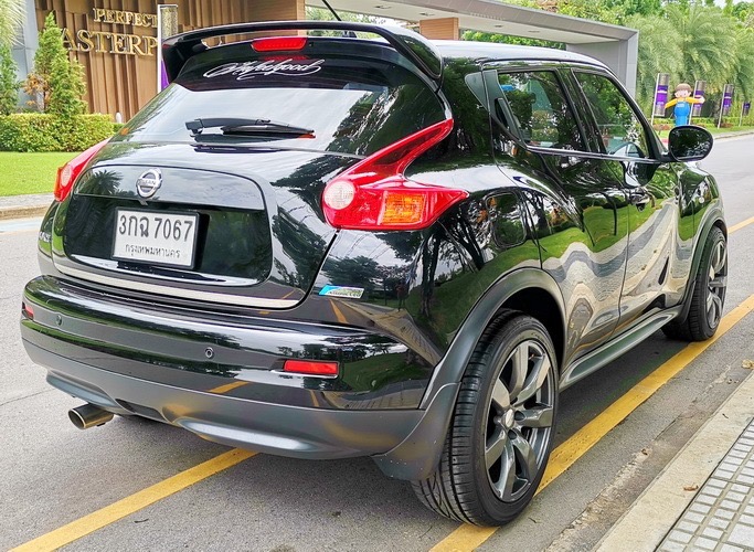 Nissan Juke ปี 2014 สีดำ (รูปที่ 2)