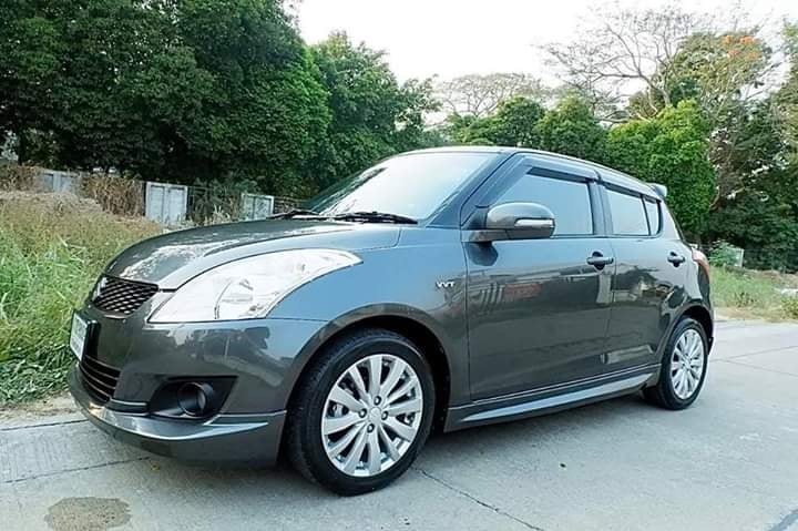 Suzuki Swift ปี 2012 สีเทา (รูปที่ 4)