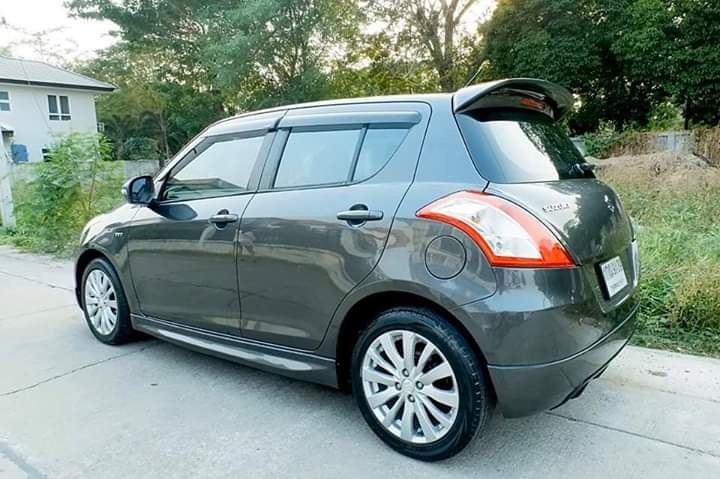 Suzuki Swift ปี 2012 สีเทา (รูปที่ 3)