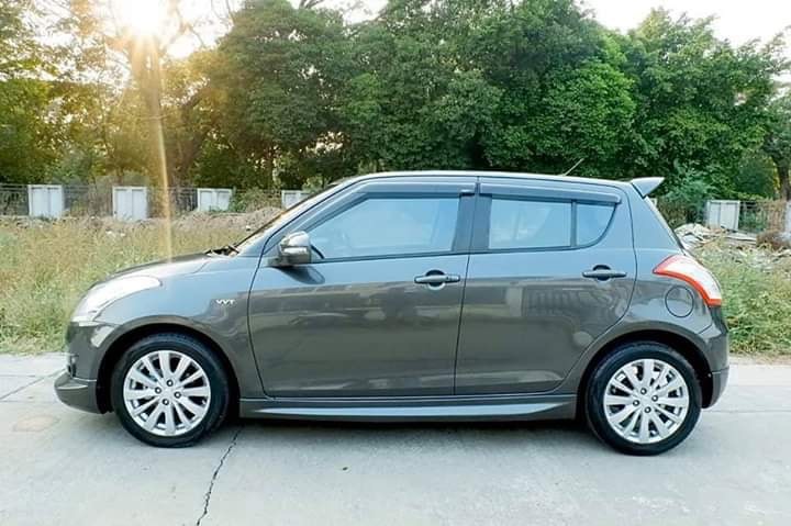 Suzuki Swift ปี 2012 สีเทา (รูปที่ 22)
