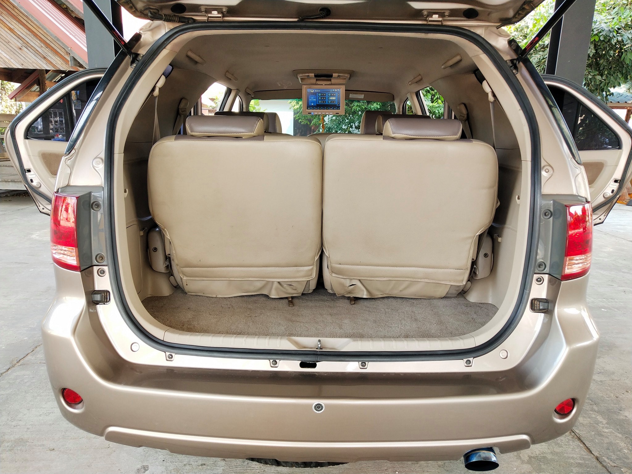 Toyota Fortuner ปี 2006 สีทอง (รูปที่ 10)