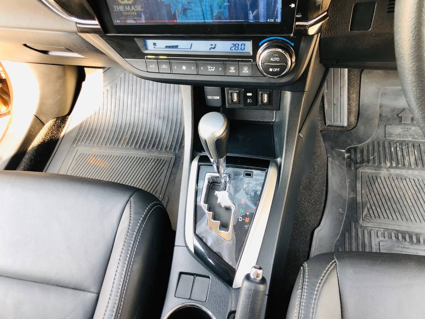 Toyota Corolla Altis ปี 2014 สีน้ำตาล (รูปที่ 15)