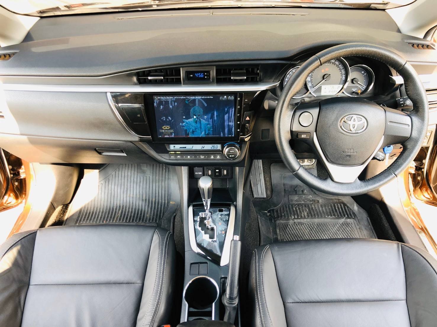 Toyota Corolla Altis ปี 2014 สีน้ำตาล (รูปที่ 13)