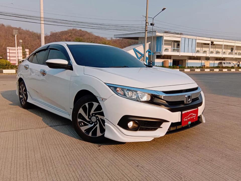 Honda Civic Sedan ปี 2017 สีขาว (รูปที่ 2)