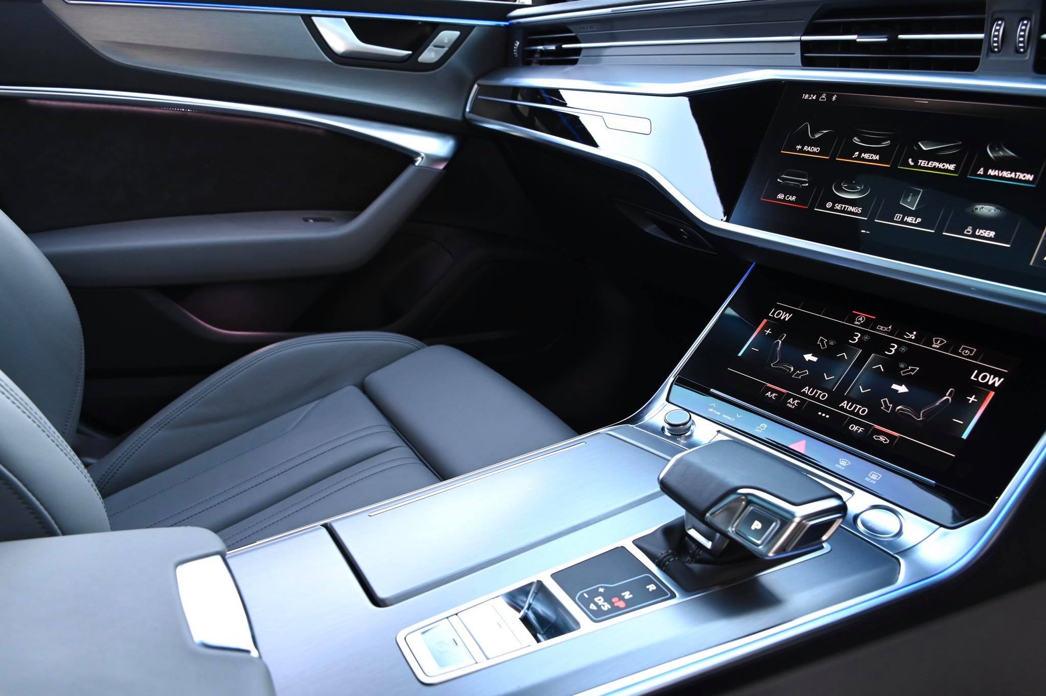 Audi A7 ปี 2018 สีดำ (รูปที่ 15)