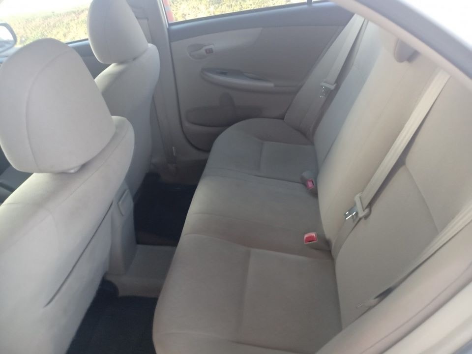 Toyota Corolla Altis ปี 2011 สีขาว (รูปที่ 10)