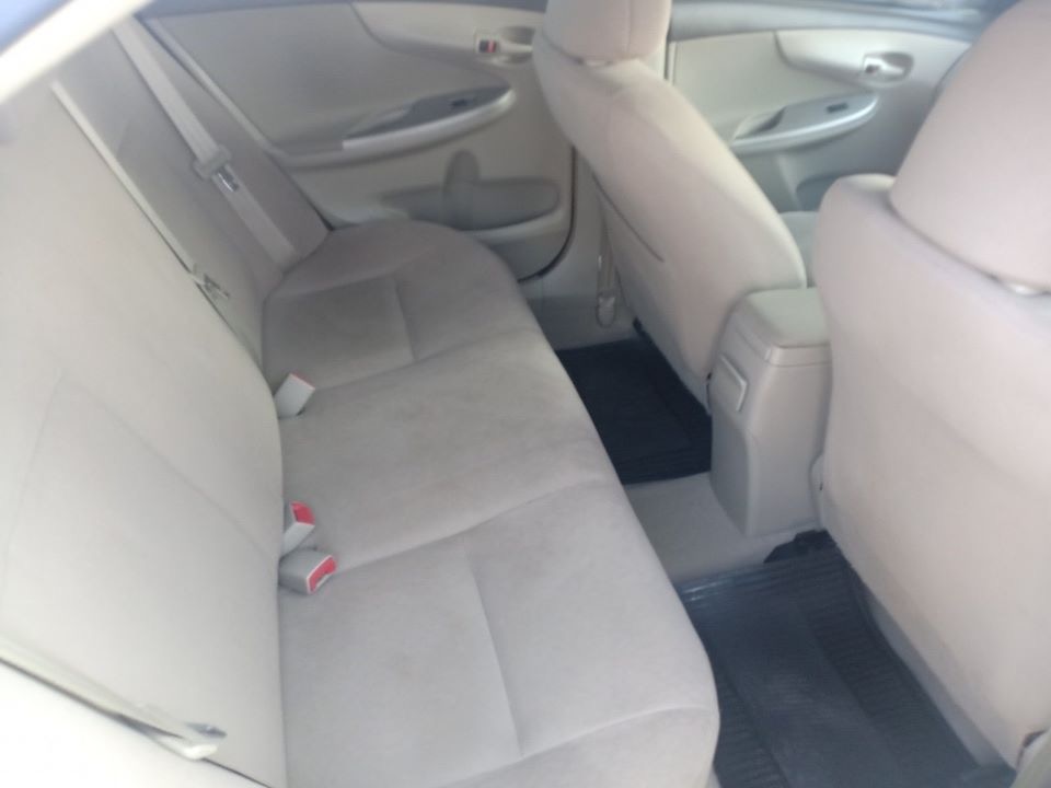 Toyota Corolla Altis ปี 2011 สีขาว (รูปที่ 8)