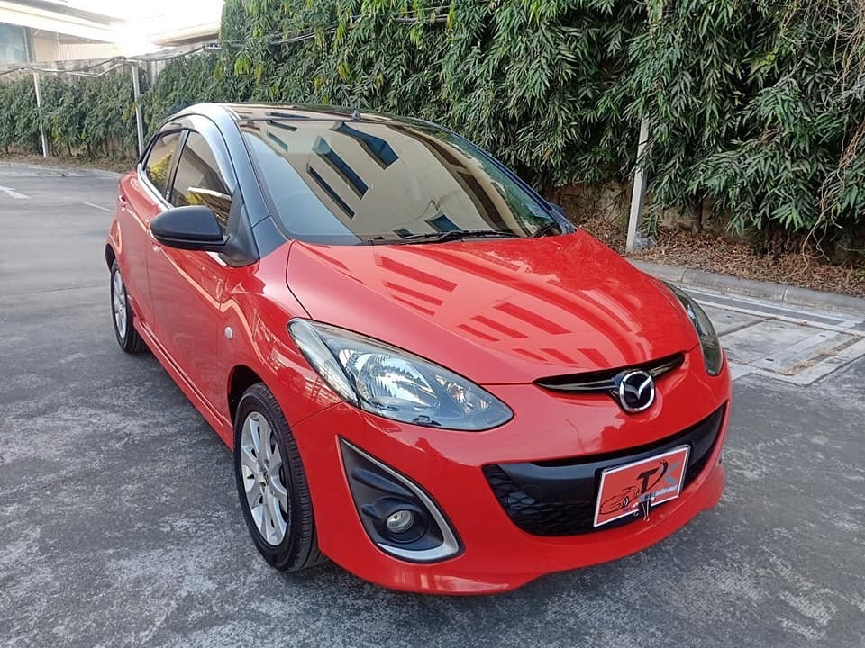 Mazda 2 Sports (5 ประตู) ปี 2010 สีแดง (รูปที่ 4)