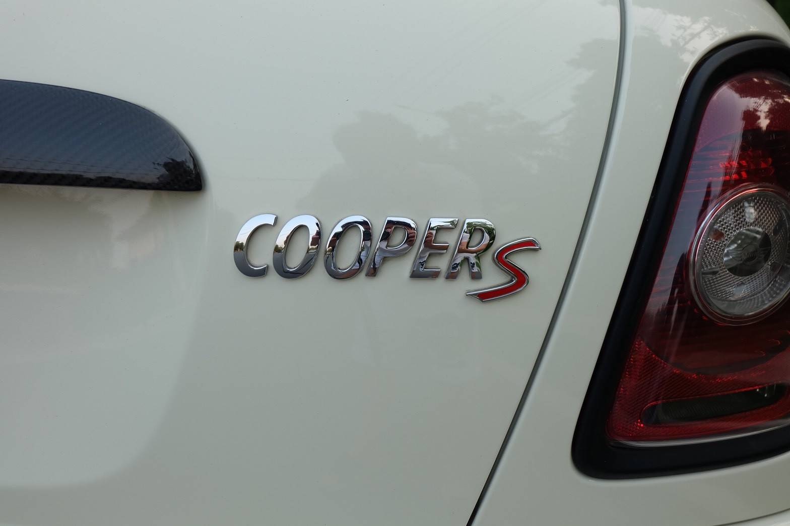 Mini Cooper S Look2 ปี 2009 สีขาว (รูปที่ 14)