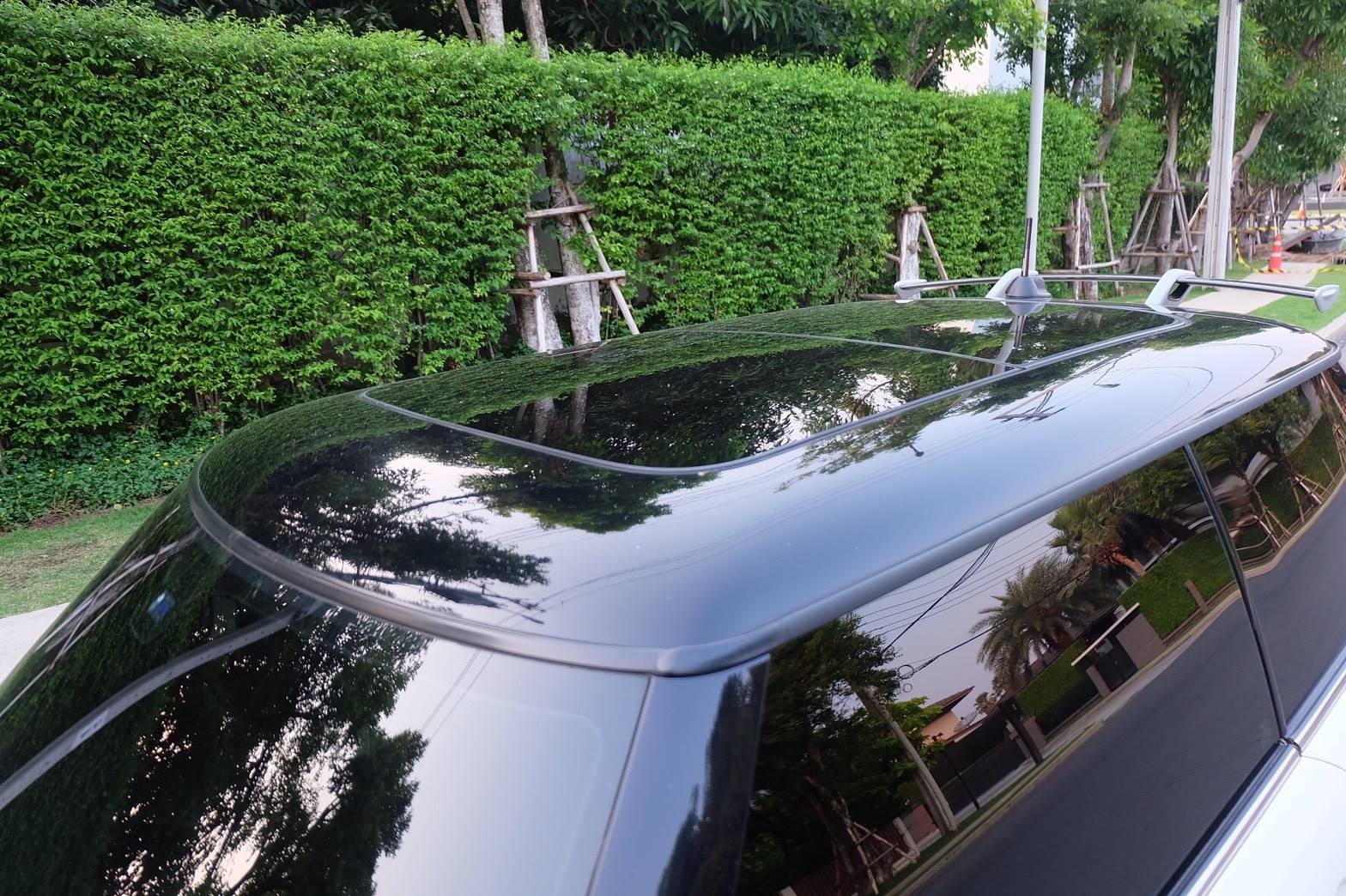 Mini Cooper S Look2 ปี 2009 สีขาว (รูปที่ 3)