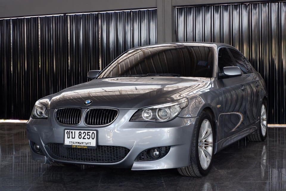 BMW 5 Series E60 523i ปี 2007 สีเทา