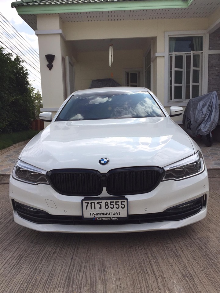 BMW 5 Series G30 520d ปี 2017 สีขาว