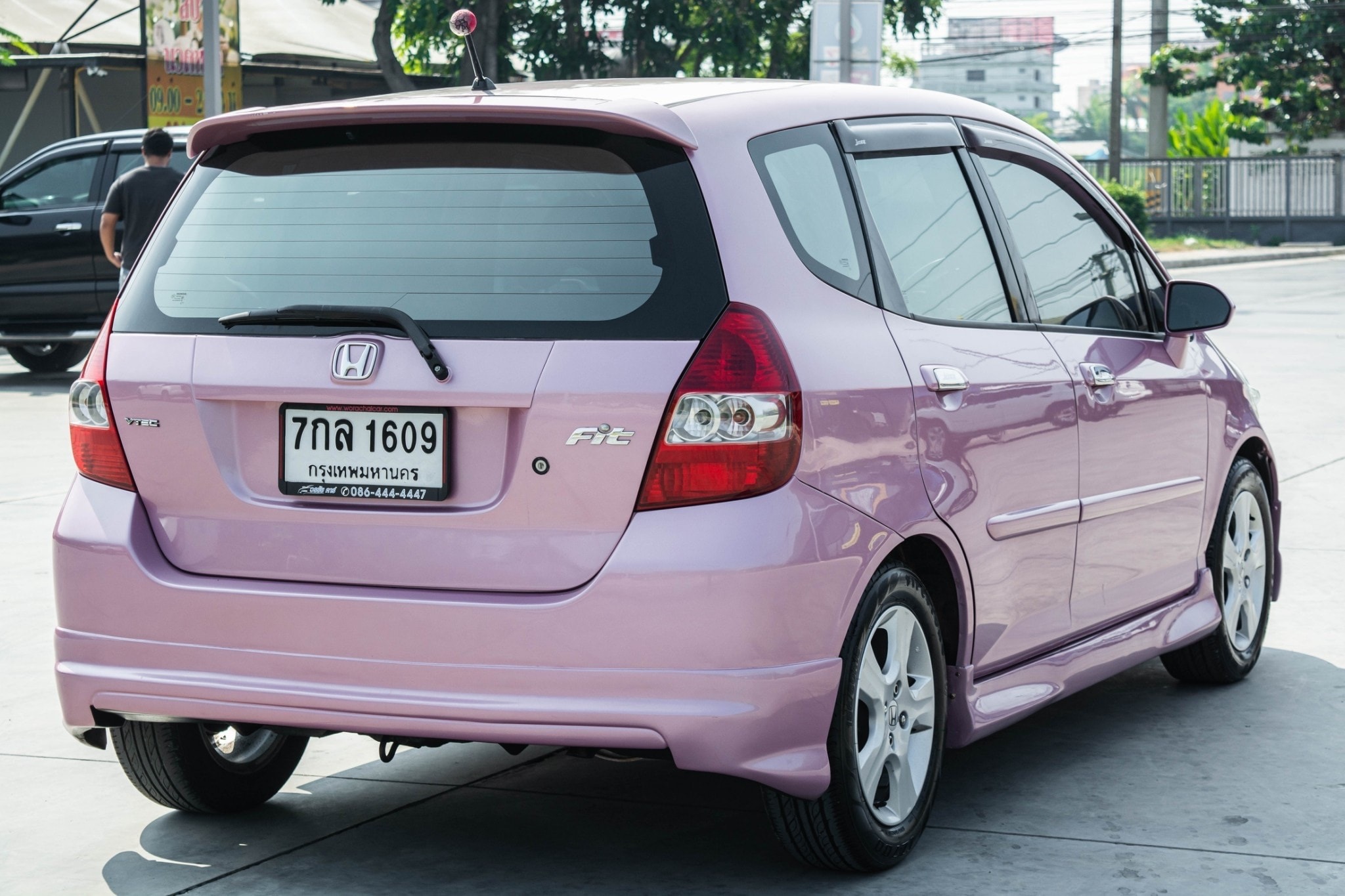 Honda Jazz GD ปี 2005 สีชมพู (รูปที่ 4)