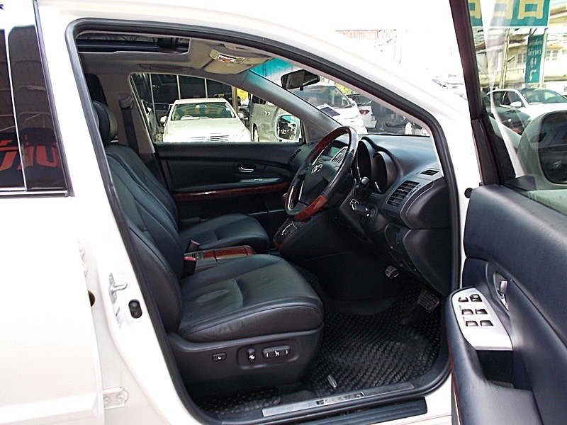Toyota Harrier ปี 2008 สีขาว (รูปที่ 6)