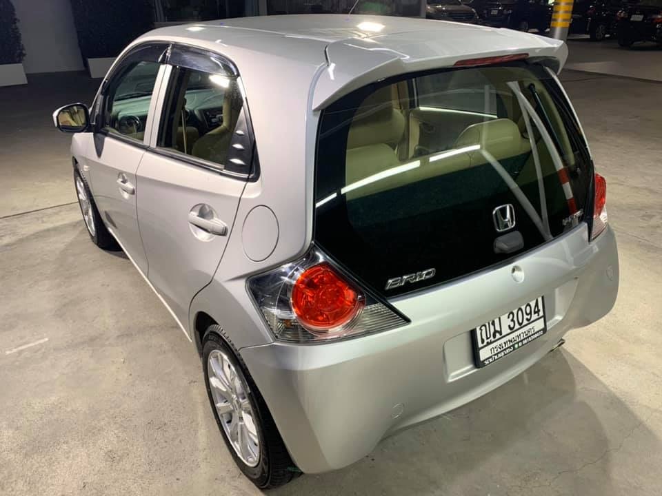 Honda Brio ปี 2011 สีเงิน (รูปที่ 5)