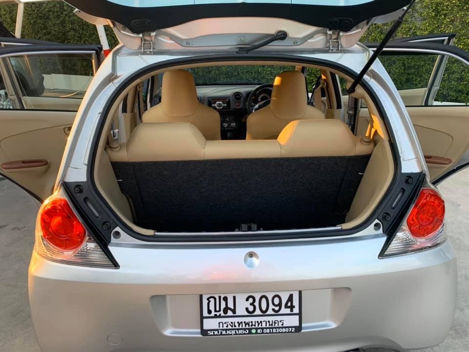 Honda Brio ปี 2011 สีเงิน (รูปที่ 11)